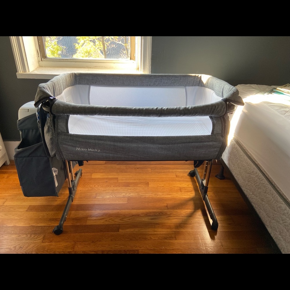 Mika Micky bedside sleeper and/or bassinett